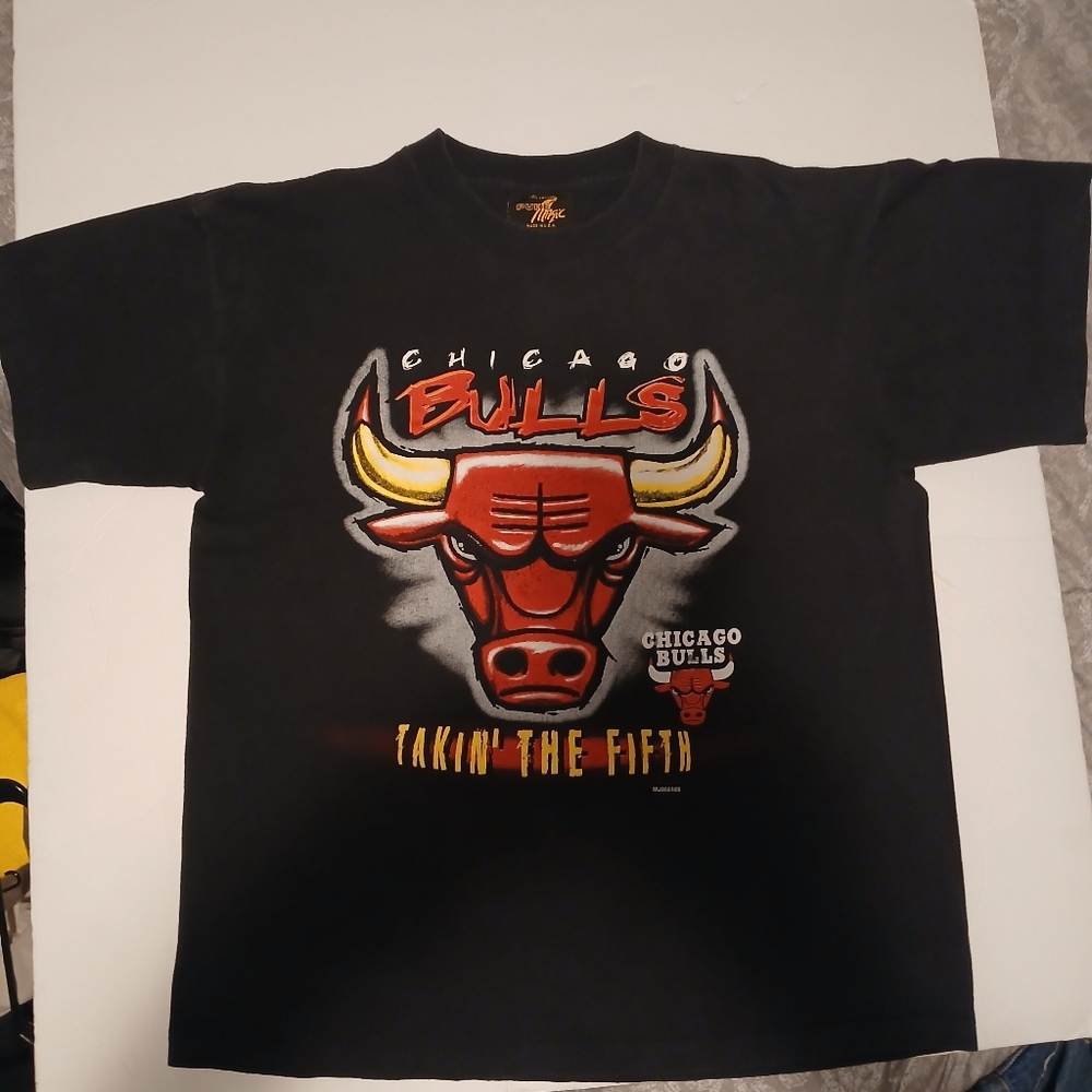 Vintage Chicago Bulls 1998 "Taking the Fifth" T Shirt